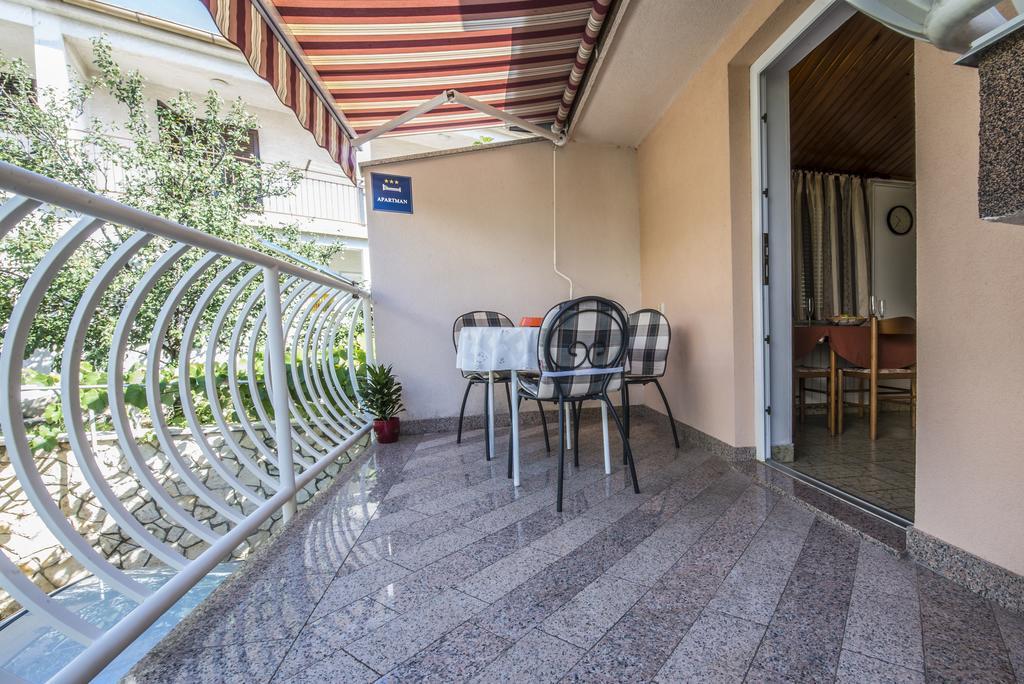 Apartment Anka D Krk Town Exteriér fotografie