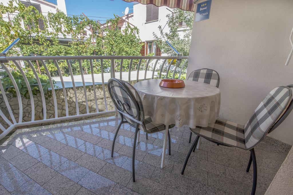 Apartment Anka D Krk Town Exteriér fotografie