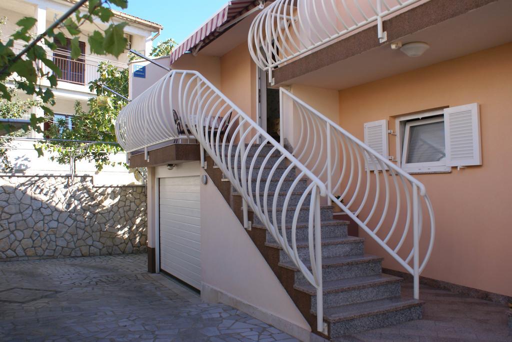 Apartment Anka D Krk Town Exteriér fotografie